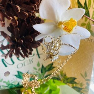 Butterfly gold wire Handmade with glass pearl